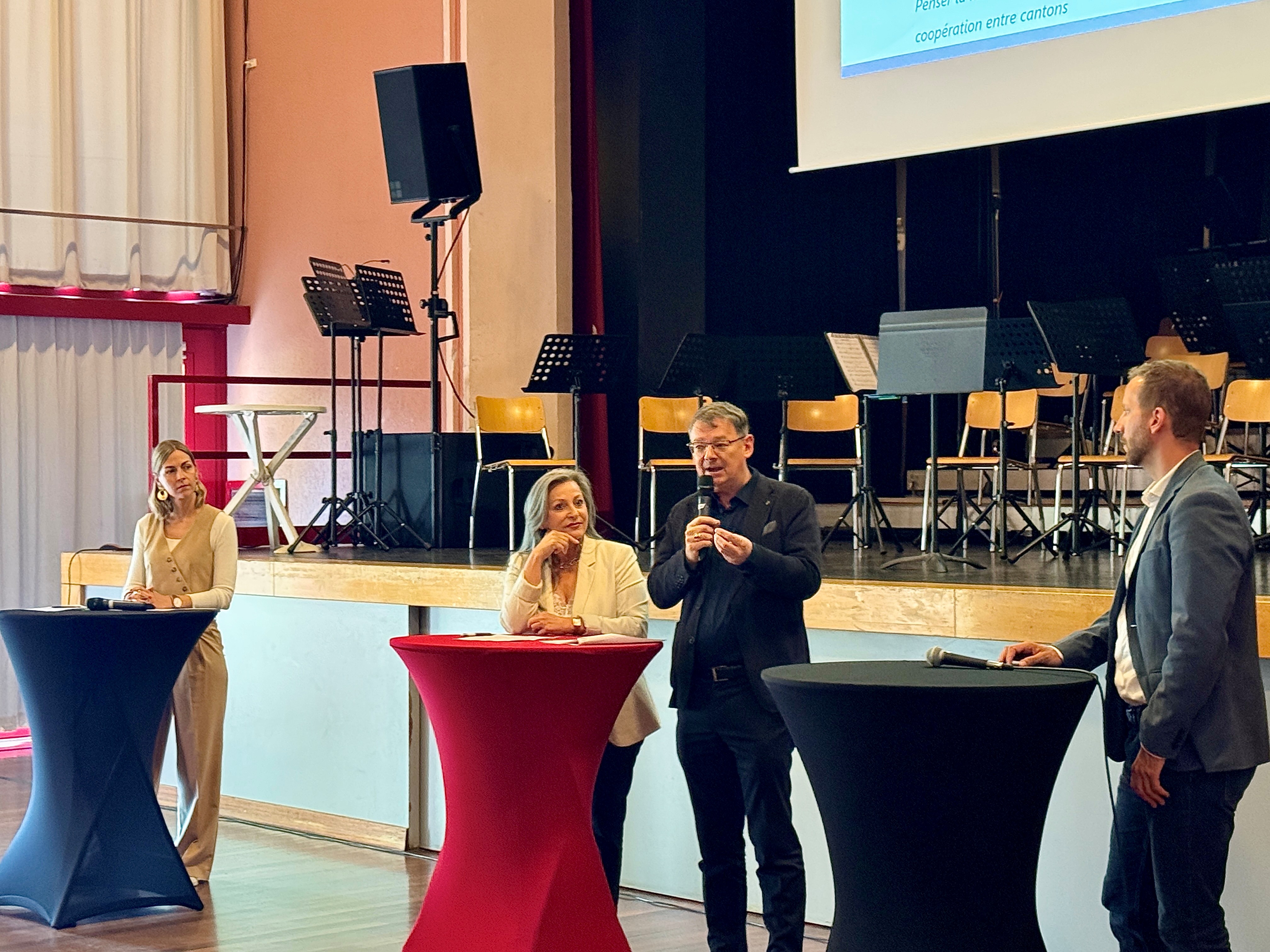 Trafic saturé dans le Chablais : Vaud et Valais planchent sur des solutions aux côtés des communes